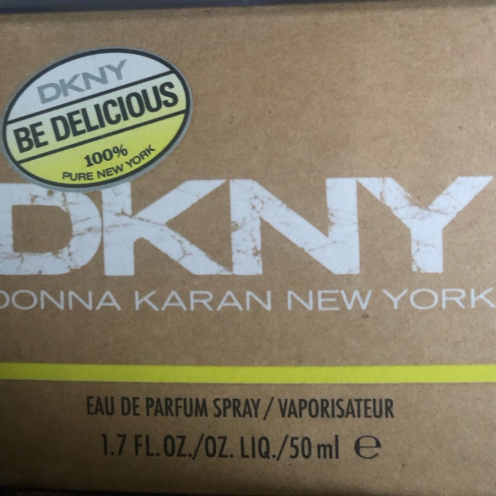 DKNY Be delicious by DKNY NIB. Sealed 1.7 oz